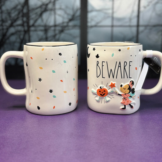 Minnie Beware Halloween Mug Candle